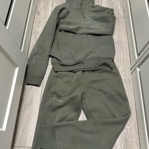 Arc'teryx Gray Hoodie and Sweatpants Set
